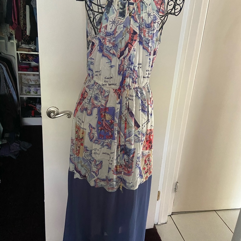 Dress - Picture 2 of 2